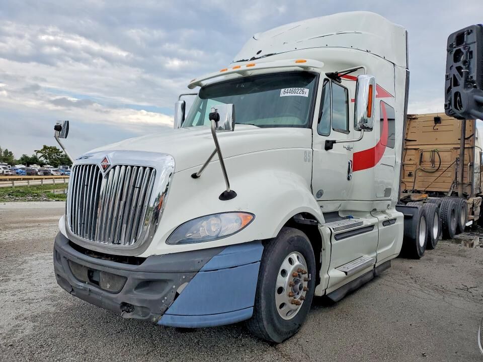 2015 INTERNATIONAL LF687