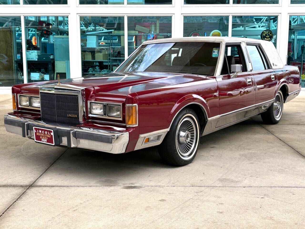 1989 LINCOLN Town Car
