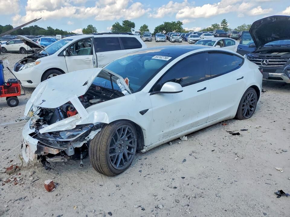 2026 TESLA Model 3