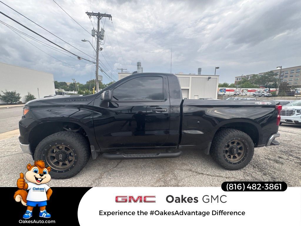 2025 CHEVROLET Silverado