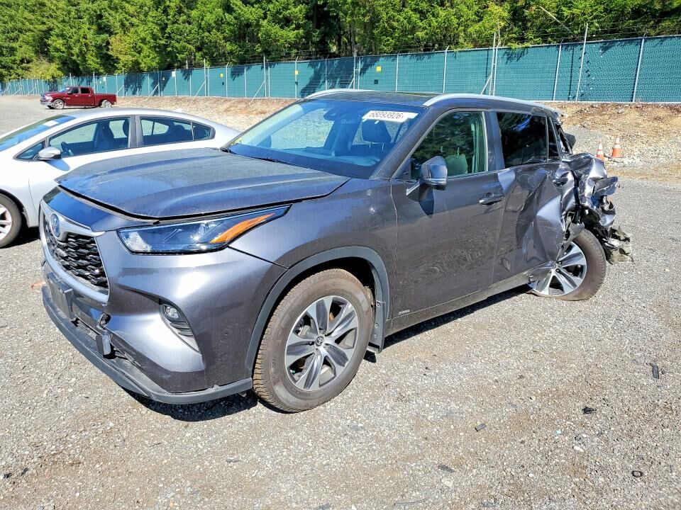 2024 TOYOTA Highlander