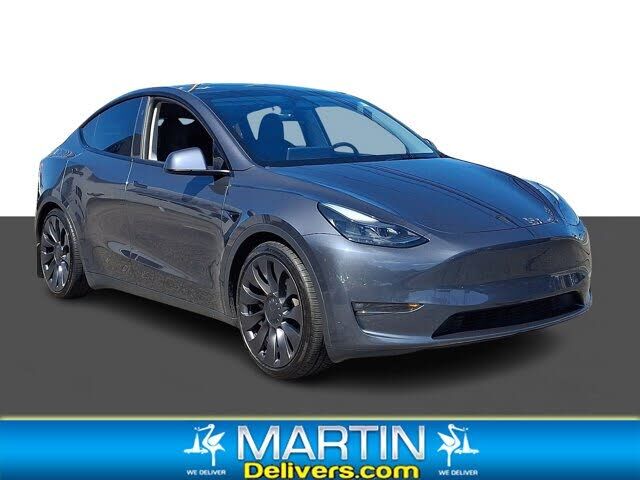2023 TESLA Model Y