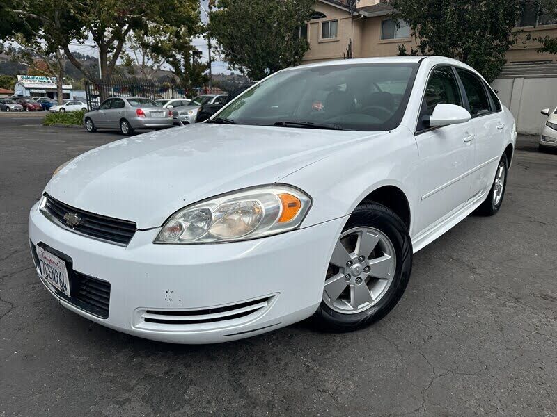 2011 CHEVROLET Impala