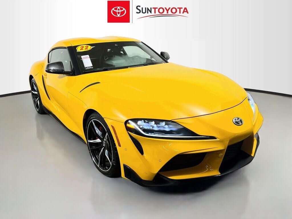 2022 TOYOTA Supra