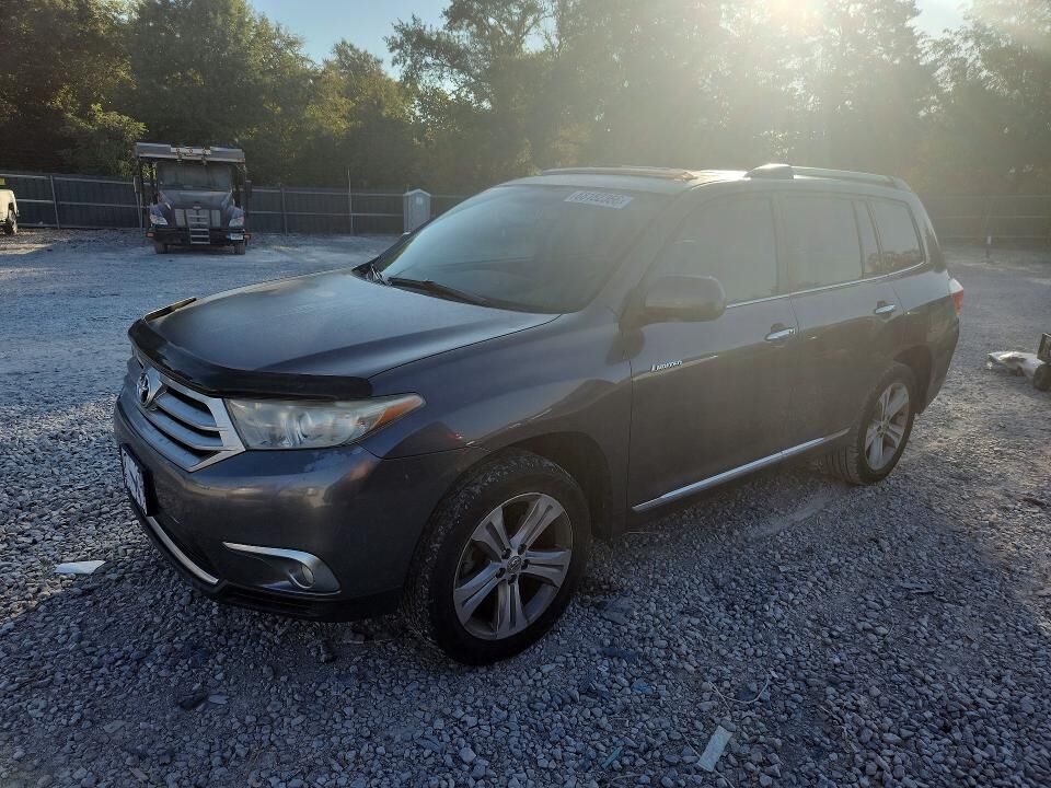 2011 TOYOTA Highlander