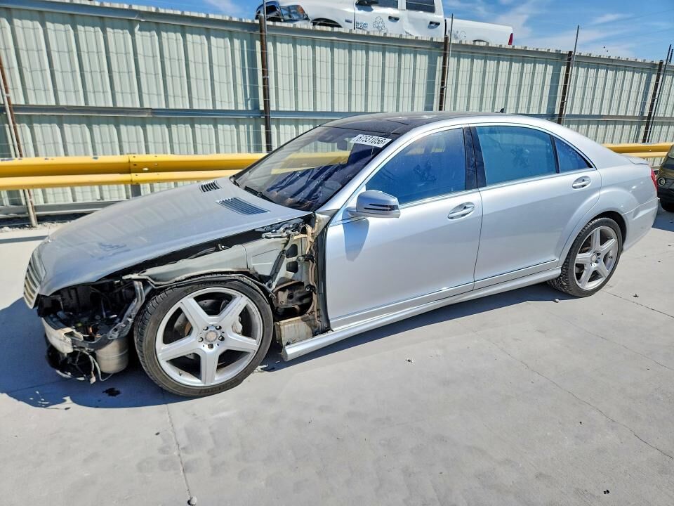 2012 MERCEDES-BENZ S-Class