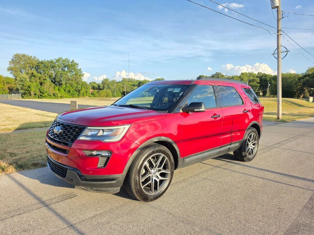 2018 FORD Explorer