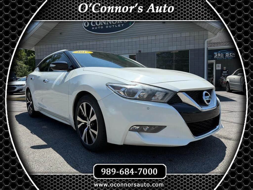 2017 NISSAN Maxima