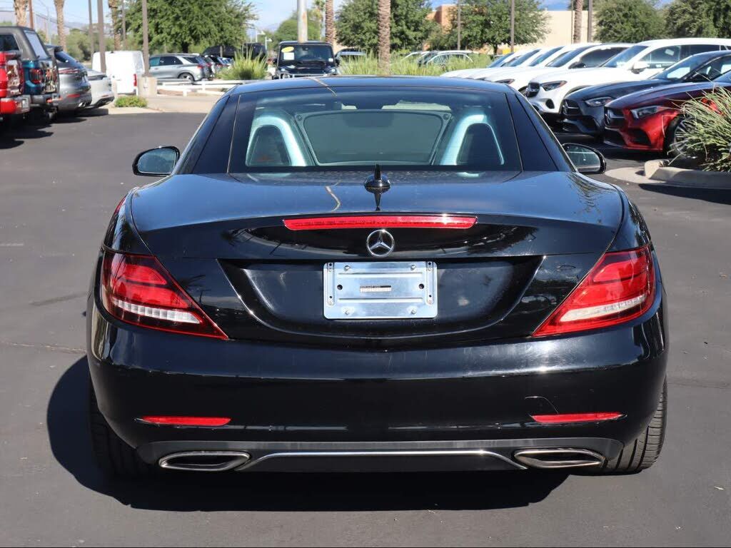 2017 MERCEDES-BENZ SLC-Class