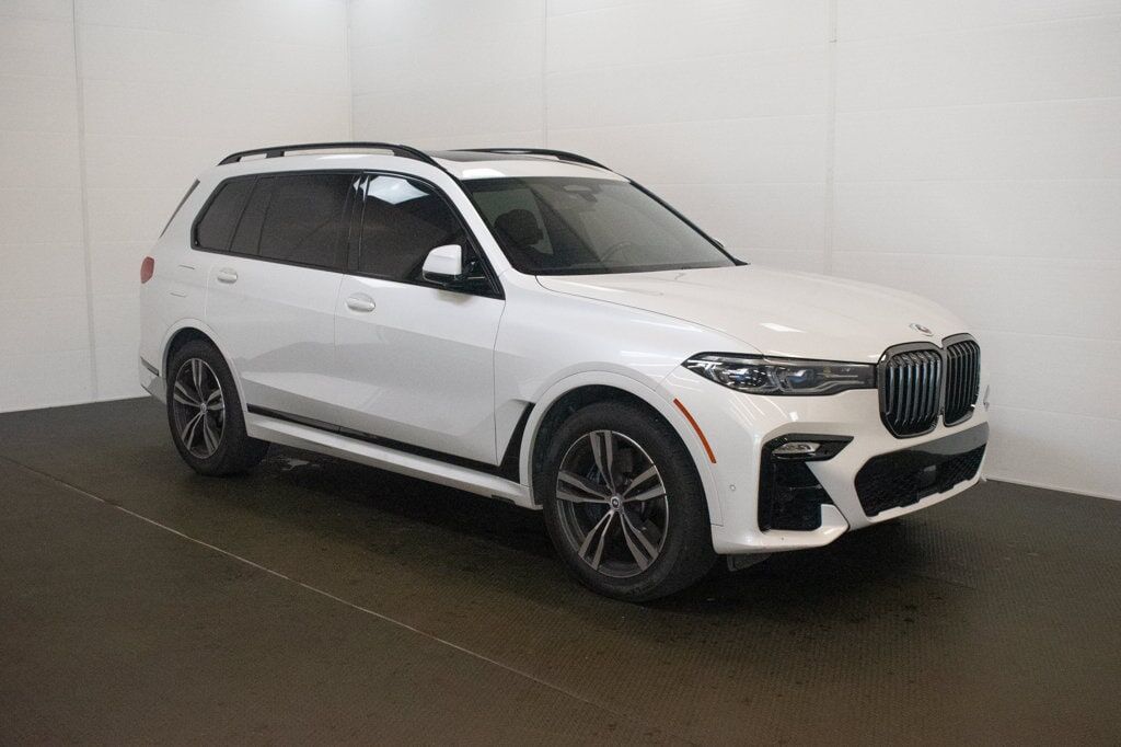 2022 BMW X7