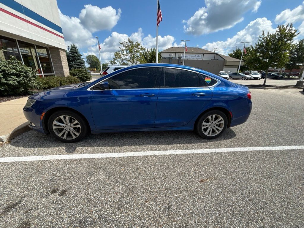 2015 CHRYSLER 200