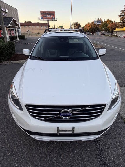 2016 VOLVO XC60