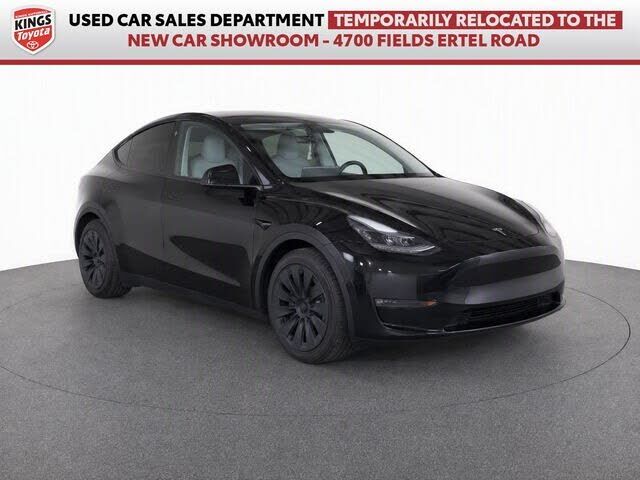 2024 TESLA Model Y