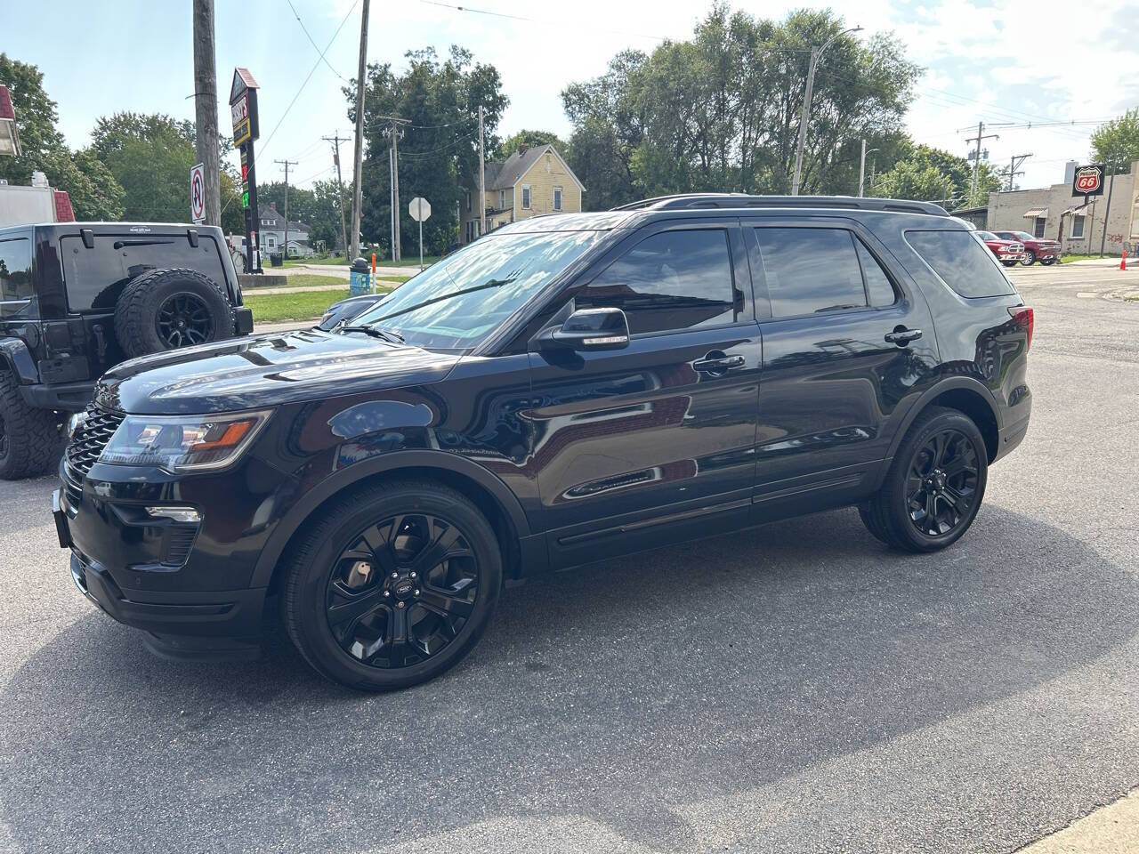 2019 FORD Explorer