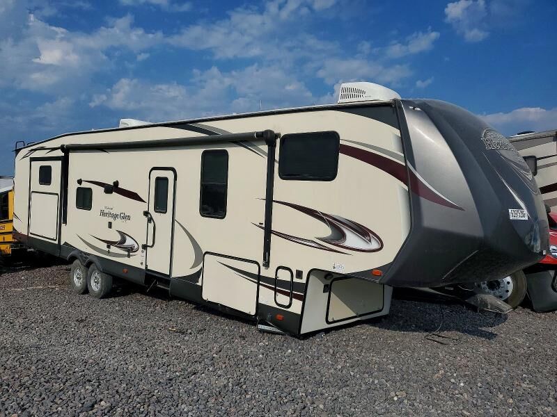2017 FOREST RIVER Wildwood Laminated Towables
