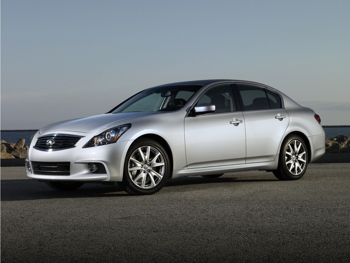 2015 INFINITI Q40