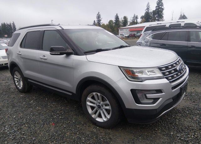 2017 FORD Explorer