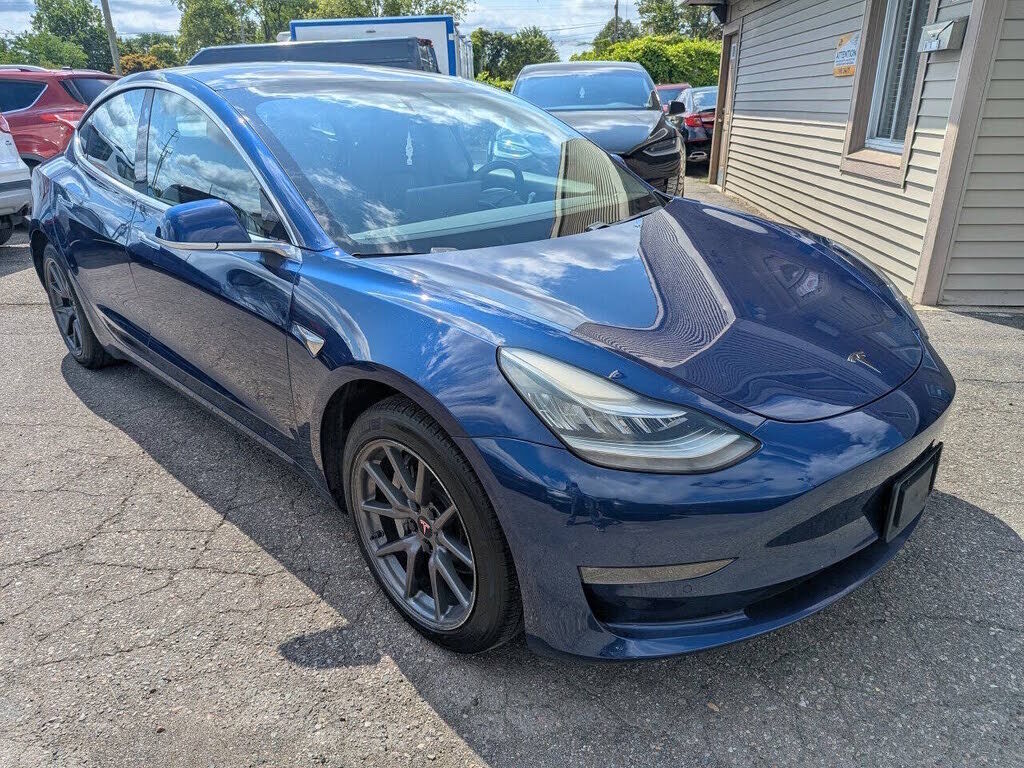 2018 TESLA Model 3