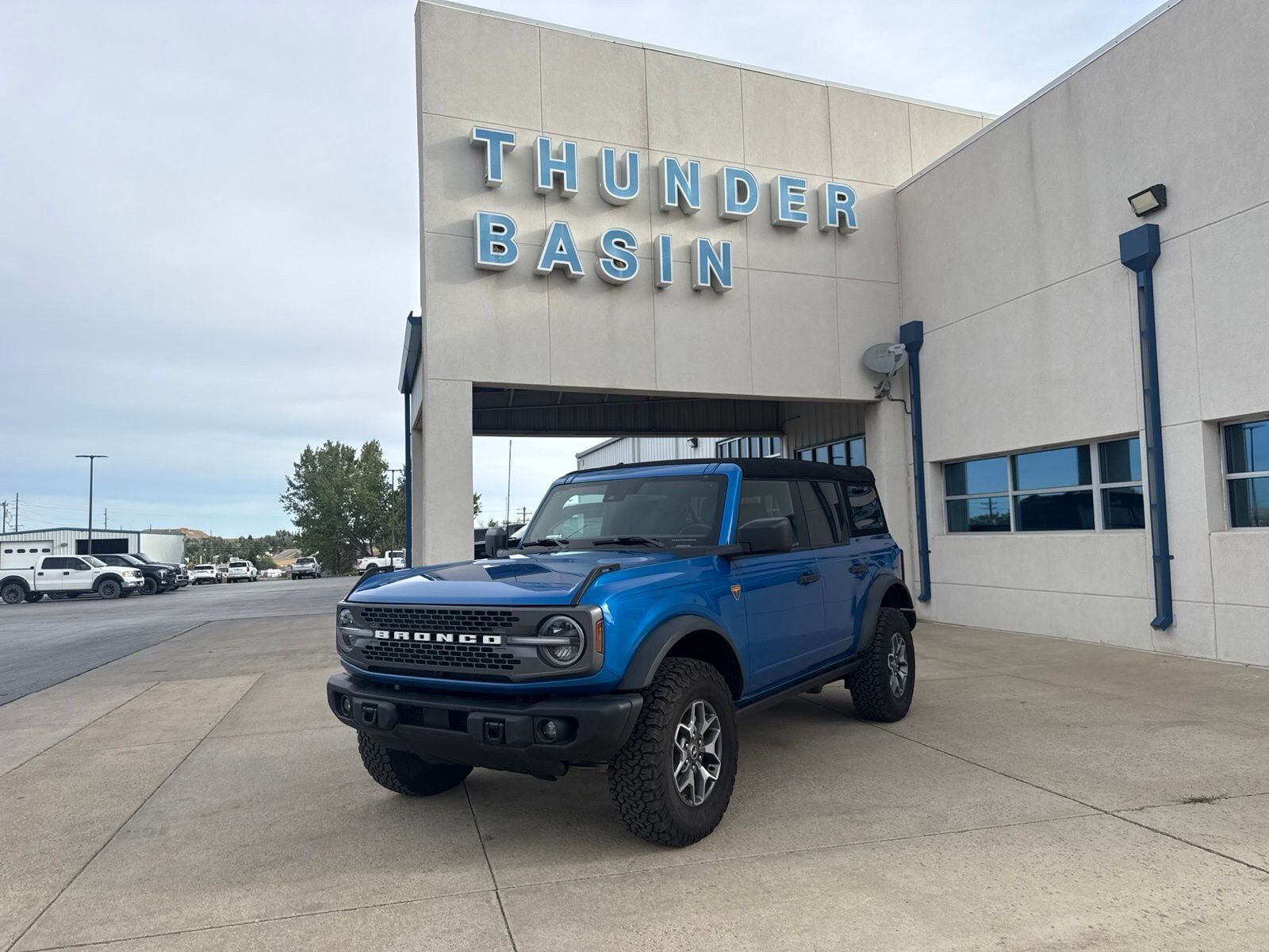 2023 FORD Bronco