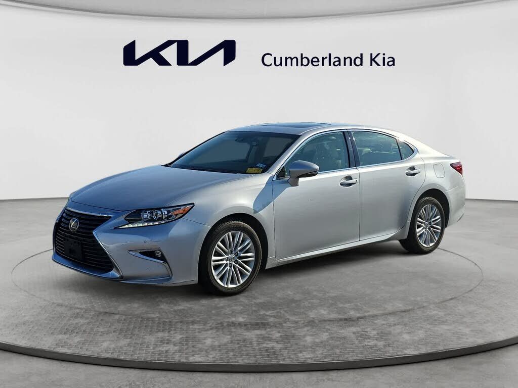 2017 LEXUS ES