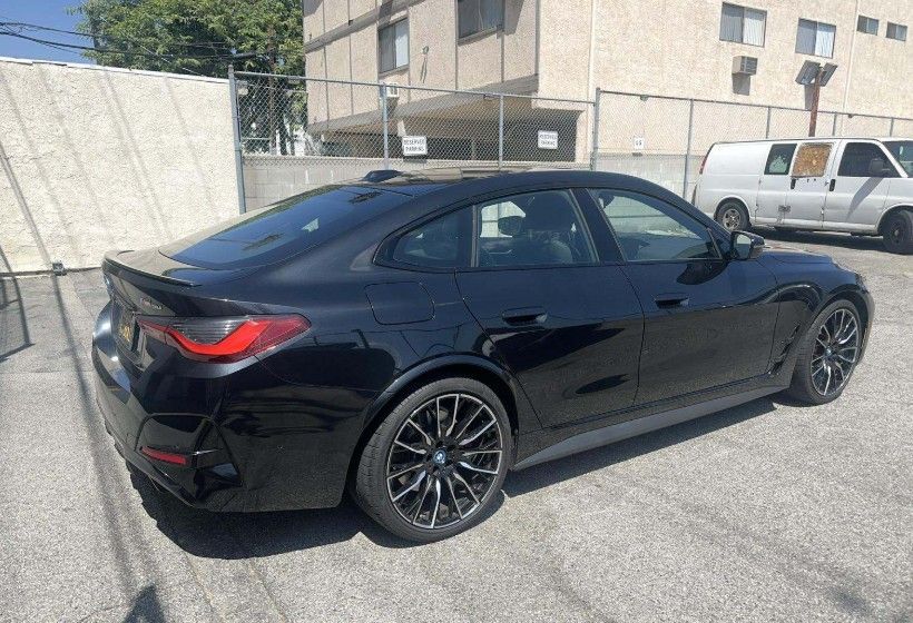 2023 BMW i4