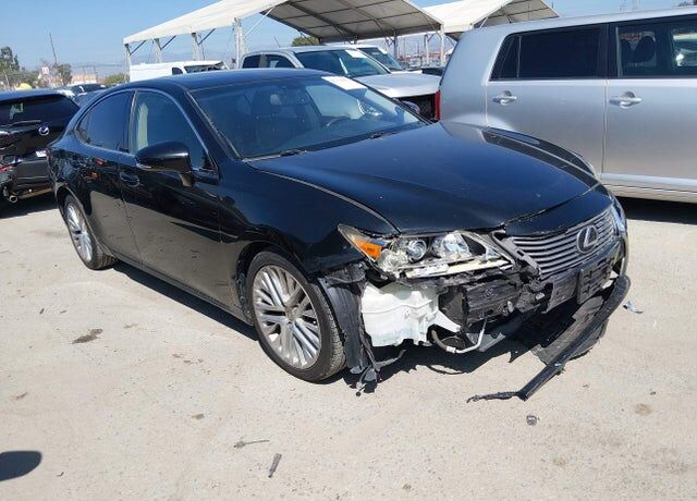 2014 LEXUS ES