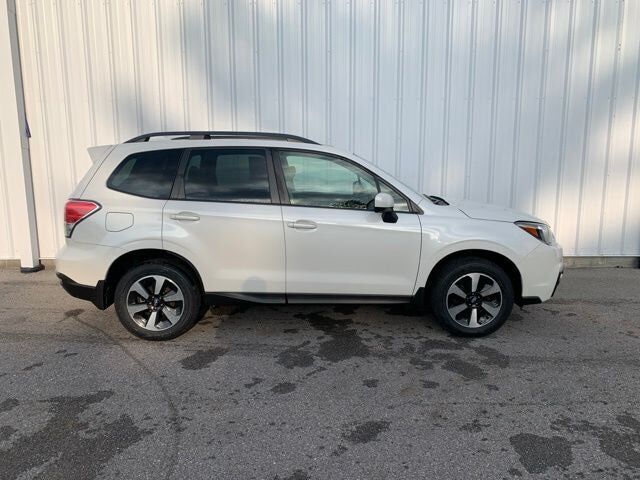 2018 SUBARU Forester