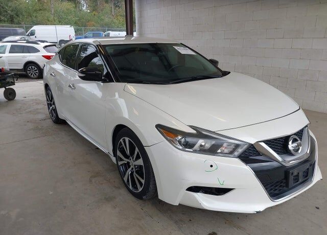 2016 NISSAN Maxima