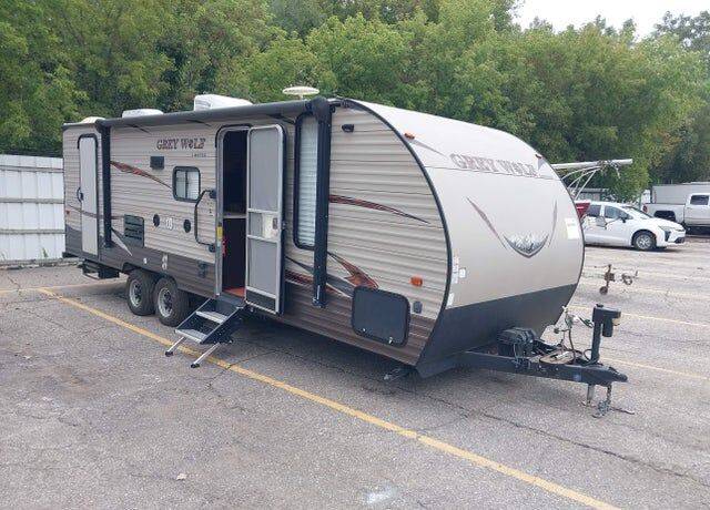 2017 FOREST RIVER Cherokee