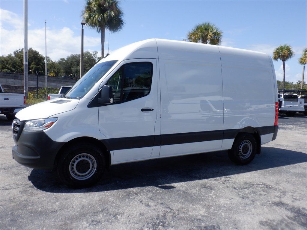 2025 Mercedes-Benz Sprinter