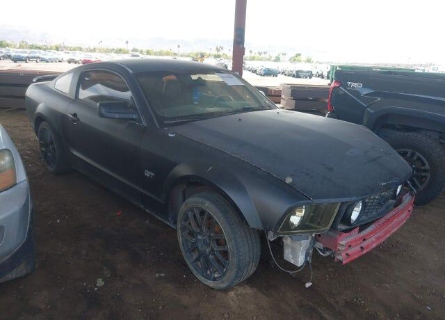2005 FORD Mustang