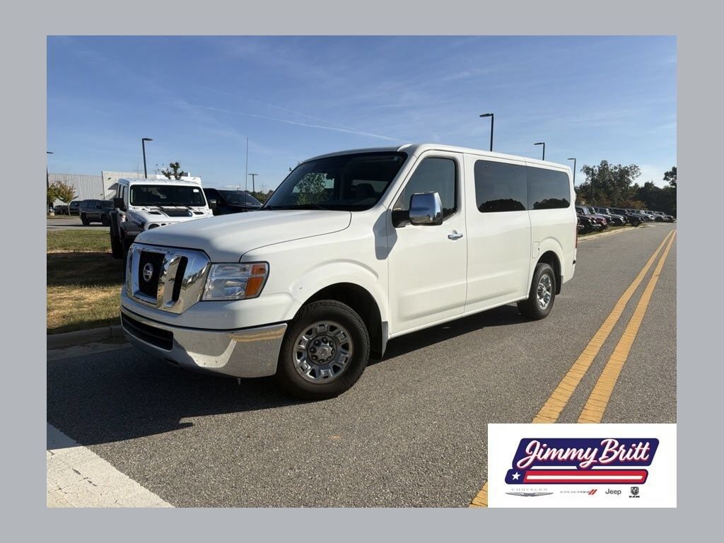2016 NISSAN NV