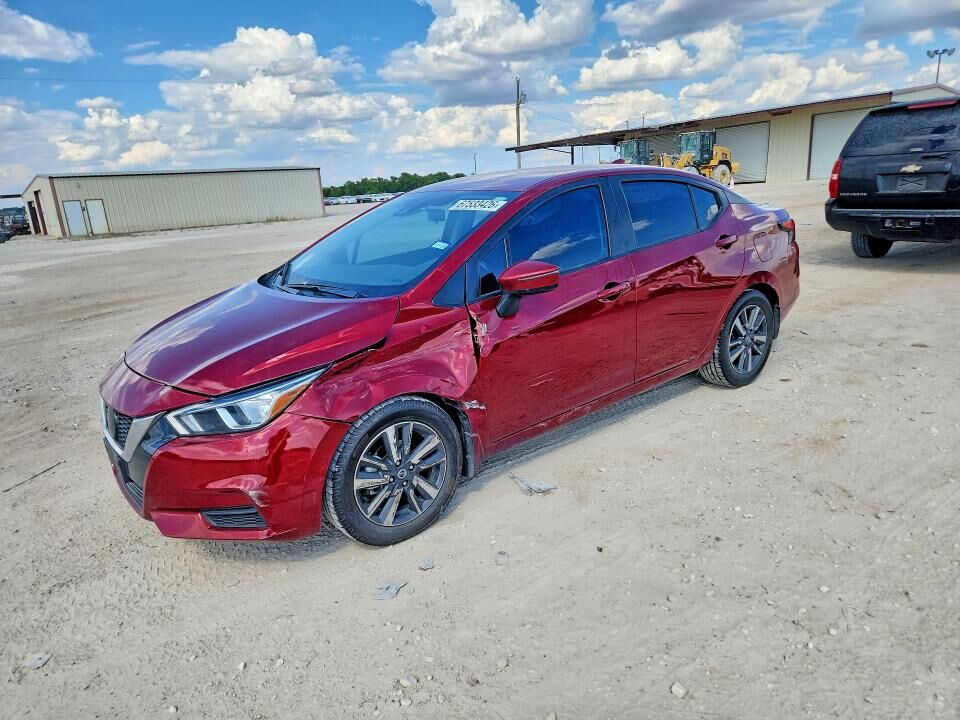 2021 NISSAN Versa