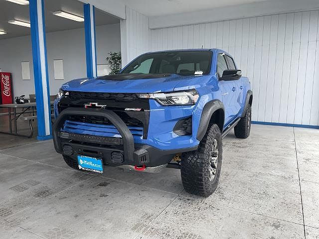 2025 CHEVROLET Colorado