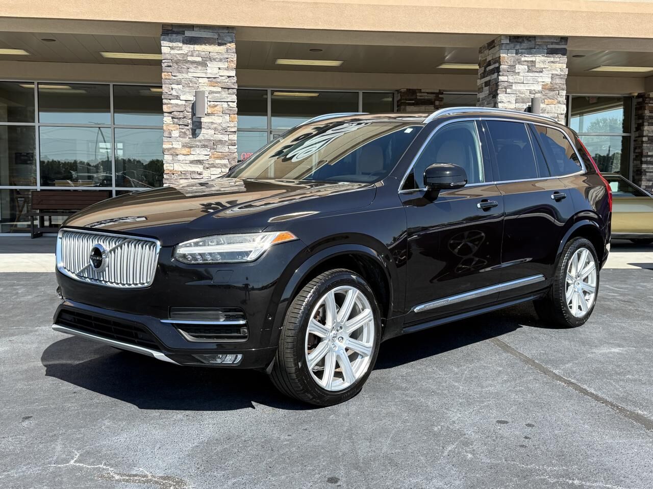 2018 VOLVO XC90