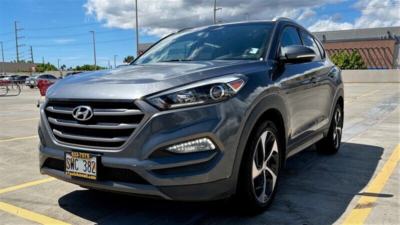 2016 HYUNDAI Tucson