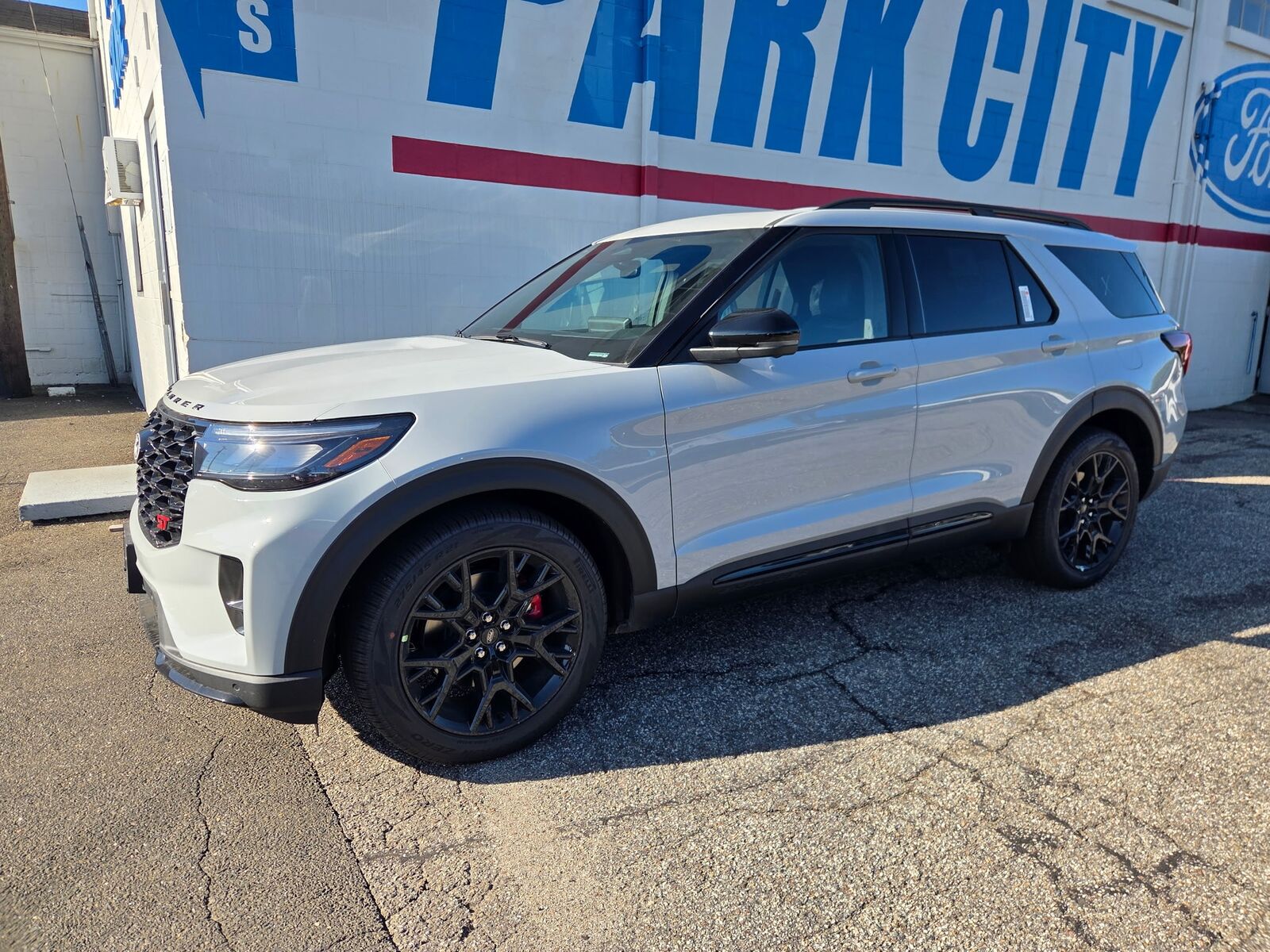 2027 FORD Explorer