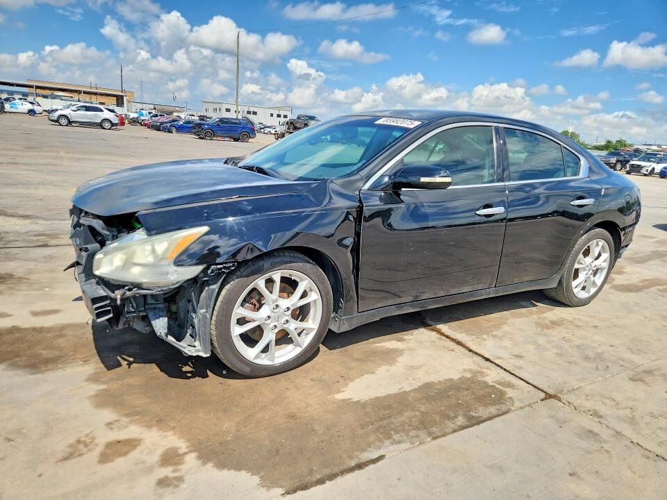 2012 NISSAN Maxima