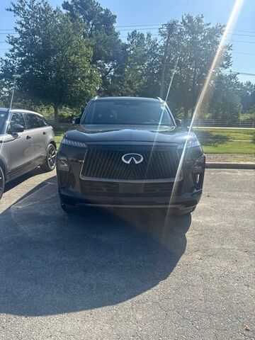 2025 INFINITI QX80