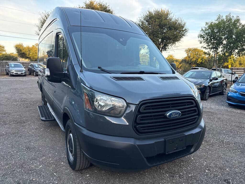 2019 FORD Transit