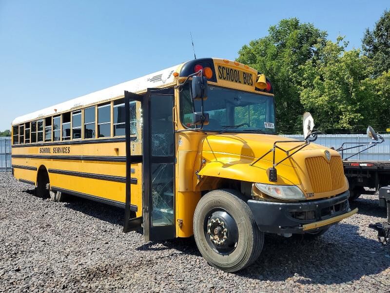 2013 IC BUS PB105
