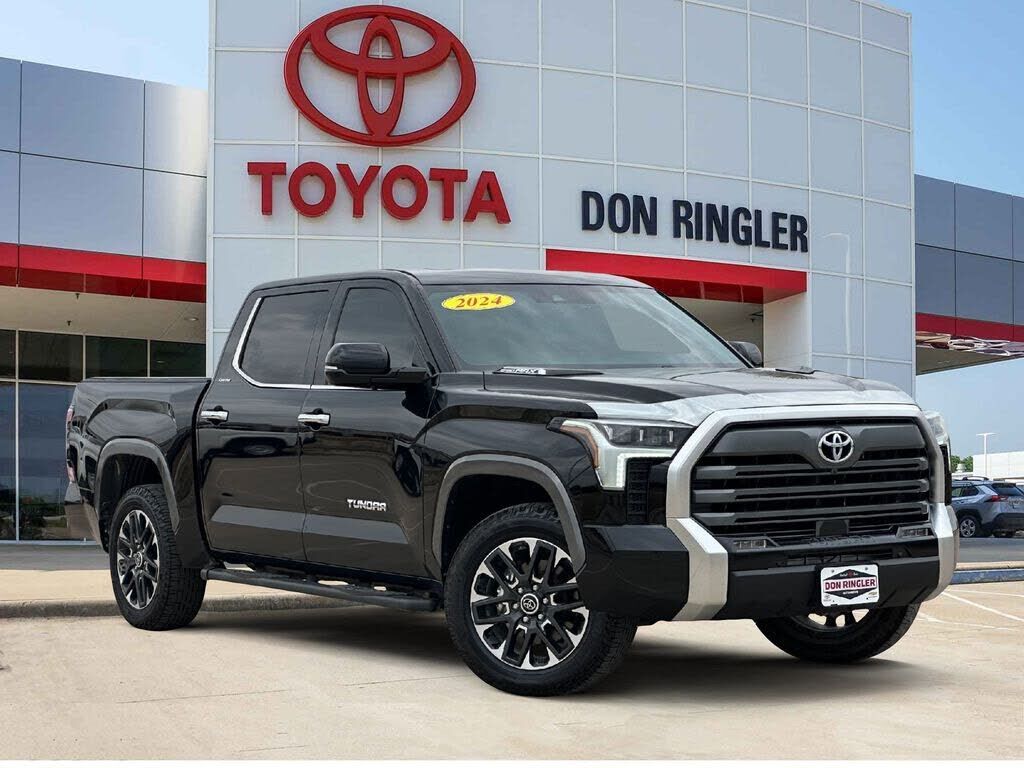 2024 TOYOTA Tundra