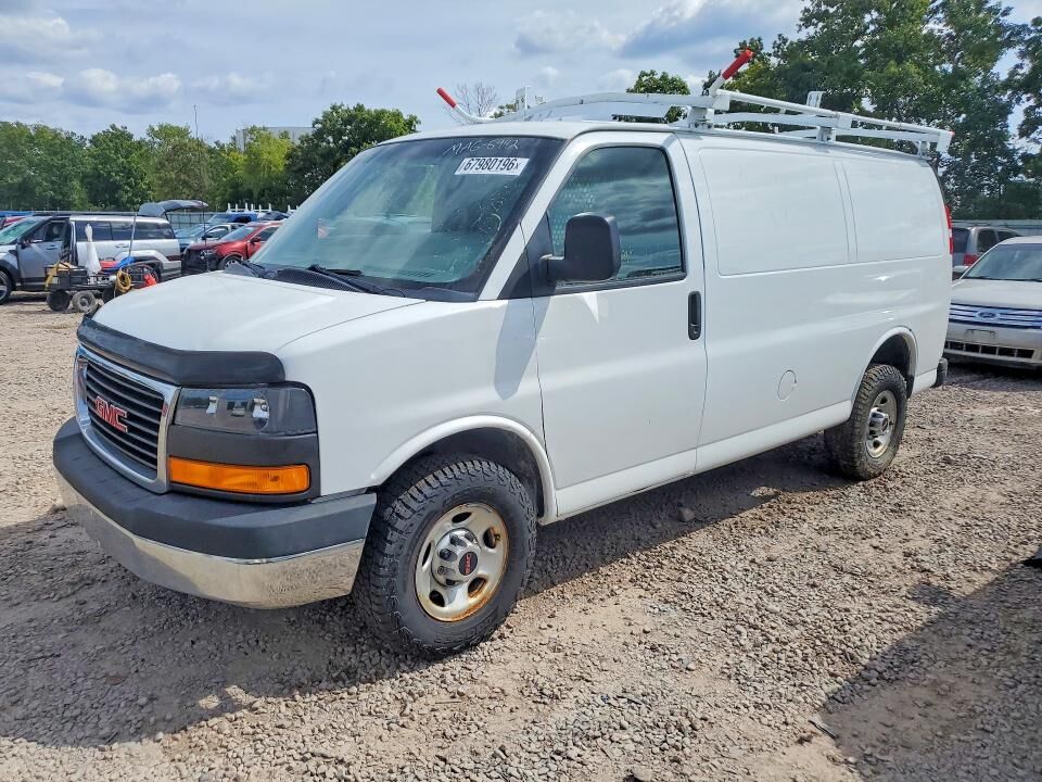 2017 GMC Savana