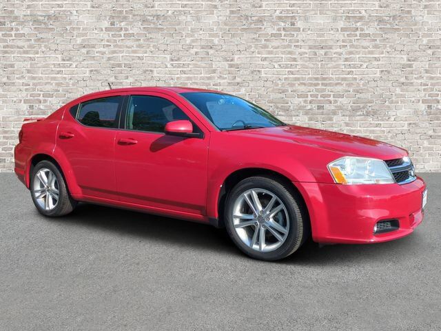 2012 DODGE Avenger