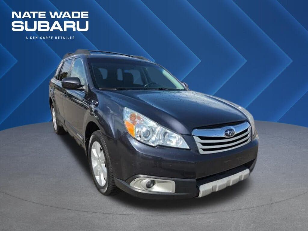 2011 SUBARU Outback