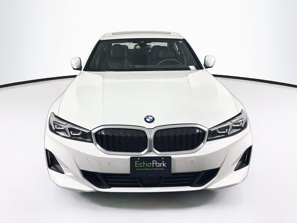 2026 BMW 330i