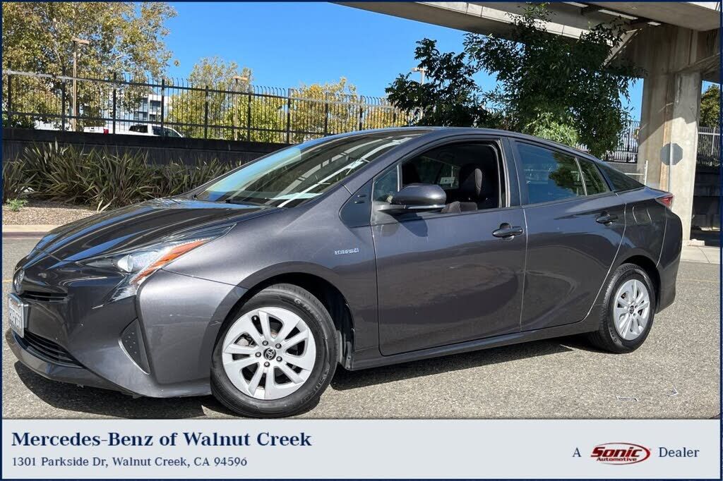 2018 TOYOTA PRIUS