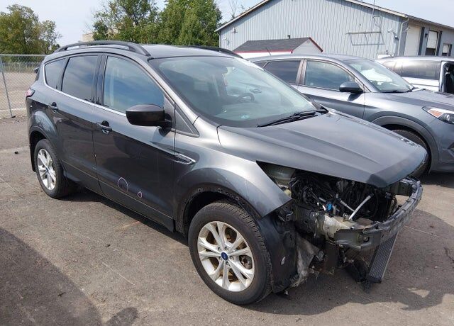 2017 FORD Escape
