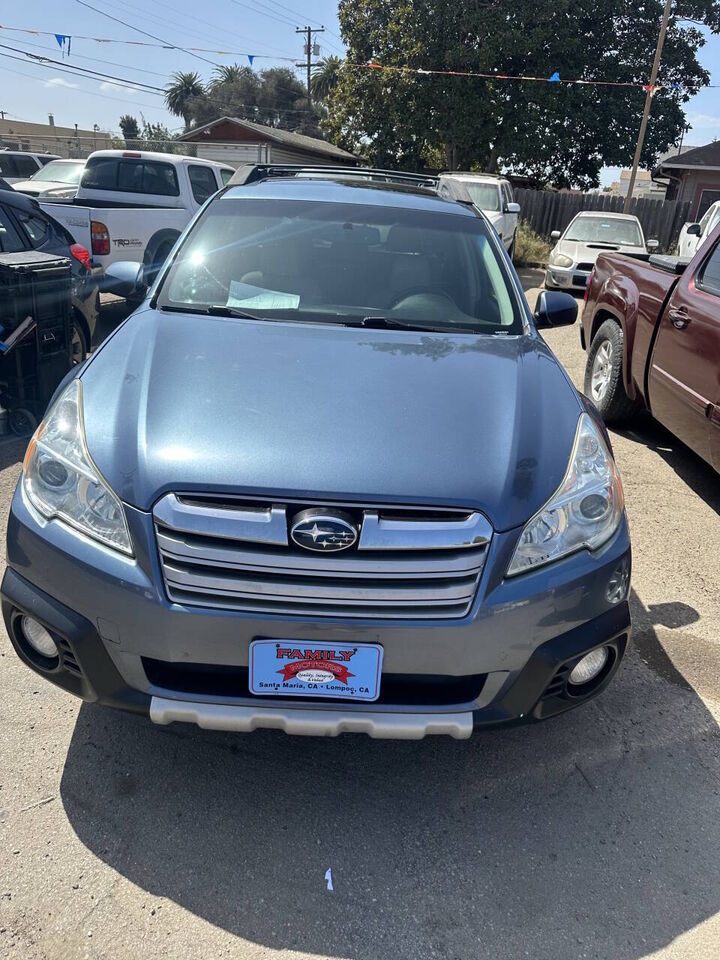 2013 SUBARU Outback