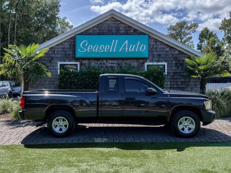 2008 DODGE Dakota